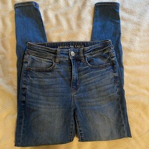 American Eagle size 6 stretch, worn twice perfect condition